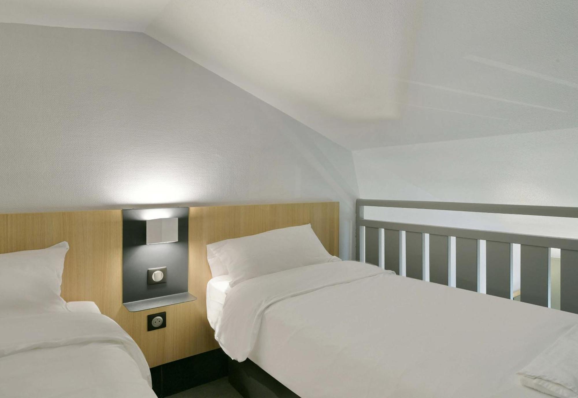 B&B Hôtel LE MANS Nord 2 Saint-Saturnin  Buitenkant foto